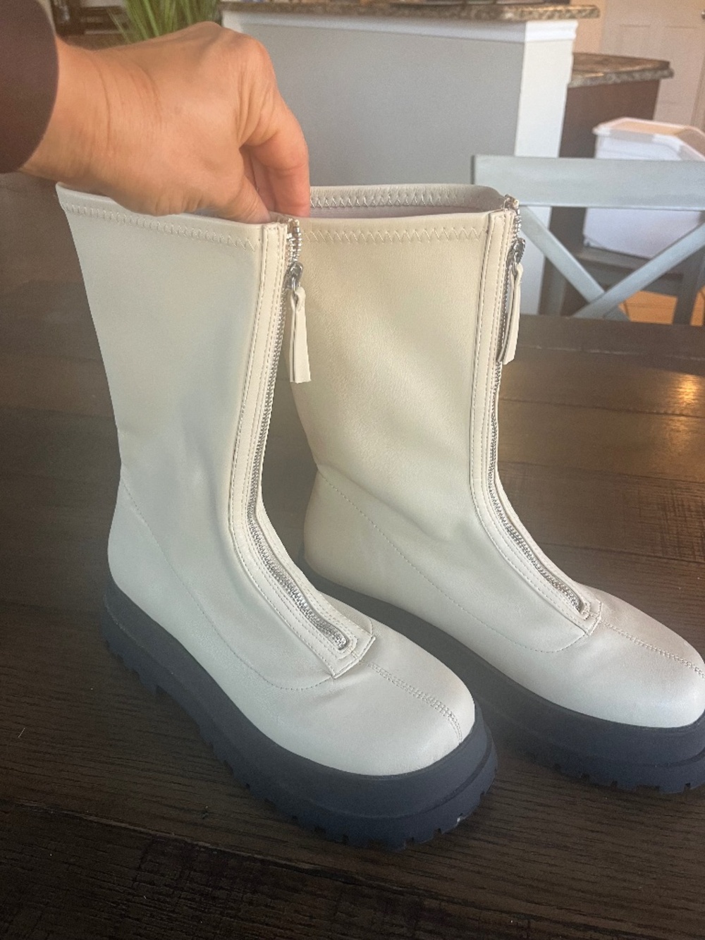 Women’s Urban Outfitters platform boots